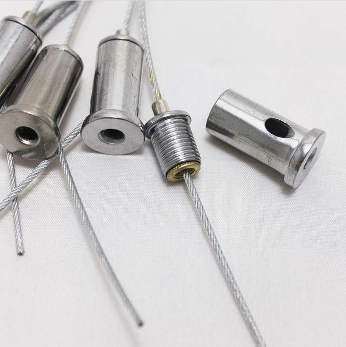 Detailfoto ophangset zilver voor akoestisch paneel